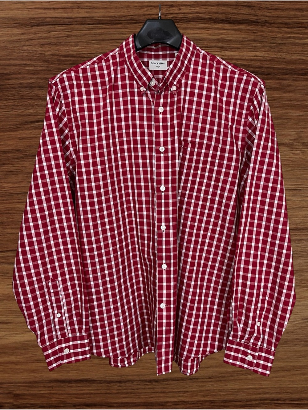Dockers Red & White Check Pattern Dress Shirt. Size XL